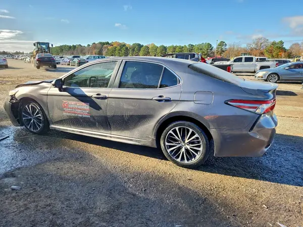 4T1B11HKXKU261760 2019 TOYOTA CAMRY - Image 2