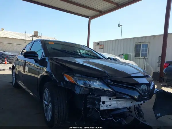 4T1B11HKXKU263072 2019 TOYOTA CAMRY - Image 1
