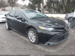 4T1B11HKXKU267686 2019 TOYOTA CAMRY
