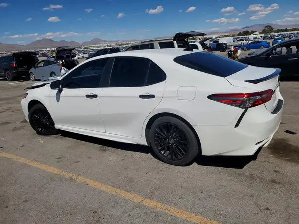 4T1B11HKXKU268840 2019 TOYOTA CAMRY - Image 2