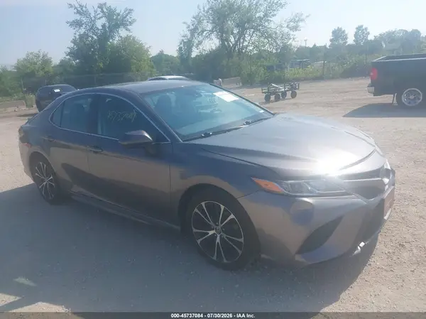4T1B11HKXKU271303 2019 TOYOTA CAMRY - Image 1
