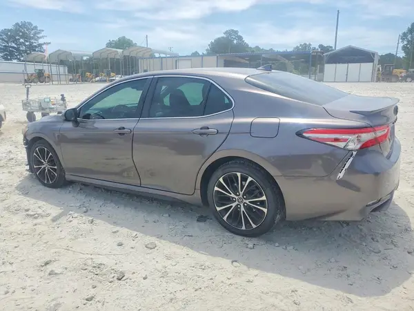 4T1B11HKXKU273875 2019 TOYOTA CAMRY - Image 2