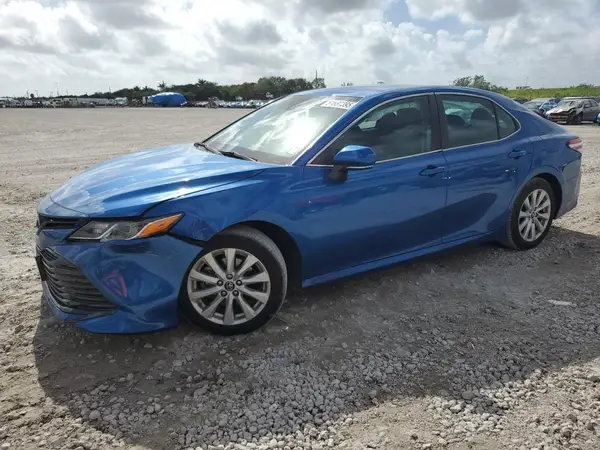 4T1B11HKXKU274573 2019 TOYOTA CAMRY - Image 1