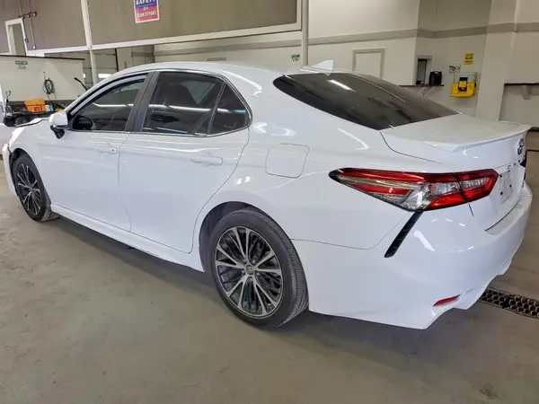 4T1B11HKXKU275285 2019 TOYOTA CAMRY - Image 2