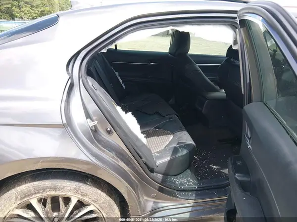 4T1B11HKXKU279661 2019 TOYOTA CAMRY - Image 8