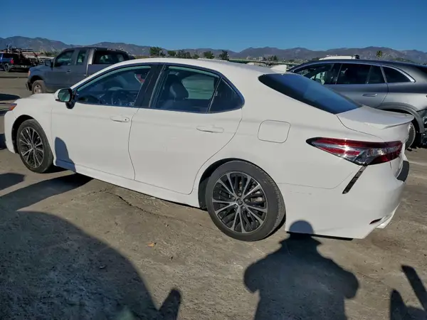 4T1B11HKXKU280535 2019 TOYOTA CAMRY - Image 2