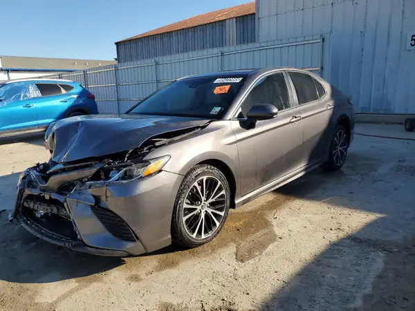 4T1B11HKXKU282592 2019 TOYOTA CAMRY - Image 1