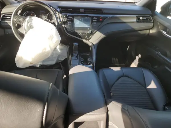4T1B11HKXKU282592 2019 TOYOTA CAMRY - Image 8