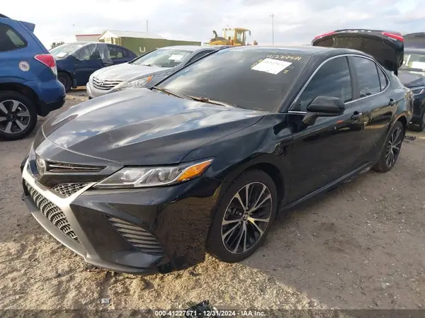 4T1B11HKXKU282785 2019 TOYOTA CAMRY - Image 2