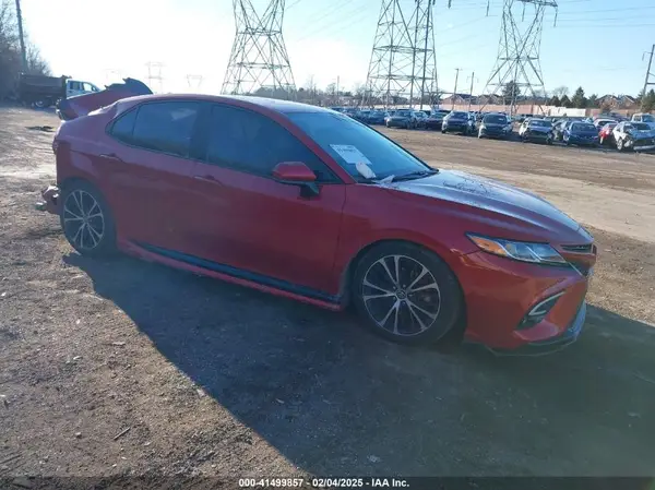 4T1B11HKXKU284598 2019 TOYOTA CAMRY - Image 1