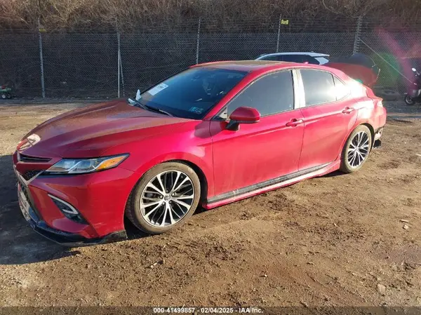 4T1B11HKXKU284598 2019 TOYOTA CAMRY - Image 2