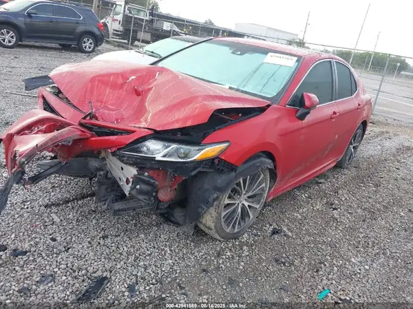 4T1B11HKXKU285735 2019 TOYOTA CAMRY - Image 2
