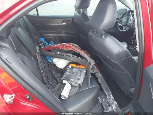 4T1B11HKXKU285735 2019 TOYOTA CAMRY - Image 8