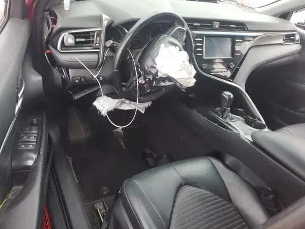 4T1B11HKXKU287596 2019 TOYOTA CAMRY - Image 8