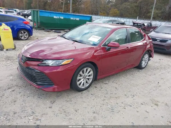 4T1B11HKXKU289901 2019 TOYOTA CAMRY - Image 2