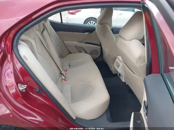 4T1B11HKXKU289901 2019 TOYOTA CAMRY - Image 8