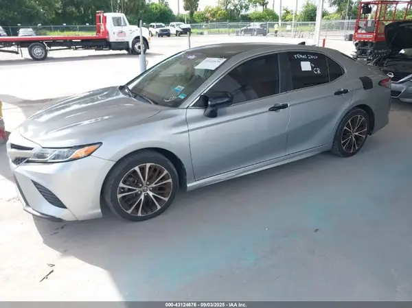 4T1B11HKXKU292524 2019 TOYOTA CAMRY - Image 2