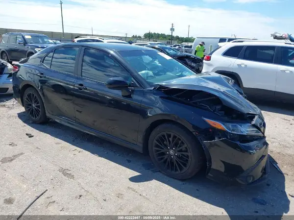4T1B11HKXKU292765 2019 TOYOTA CAMRY - Image 1