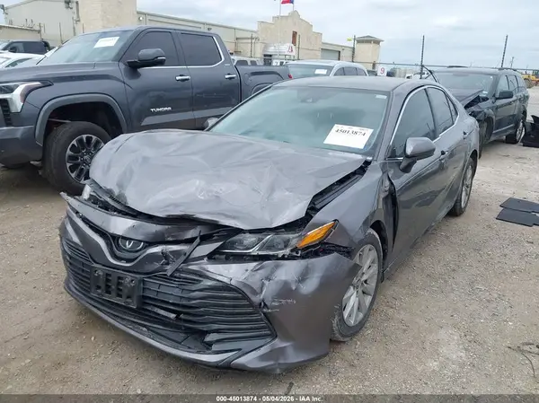 4T1B11HKXKU679347 2019 TOYOTA CAMRY - Image 2
