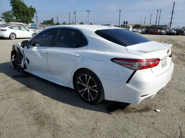 4T1B11HKXKU679428 2019 TOYOTA CAMRY - Image 2