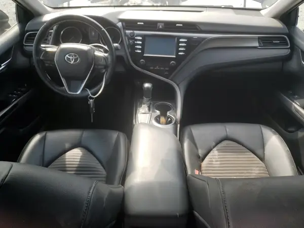 4T1B11HKXKU680806 2019 TOYOTA CAMRY - Image 8