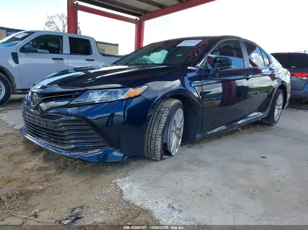 4T1B11HKXKU683964 2019 TOYOTA CAMRY - Image 2