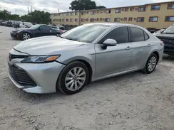 4T1B11HKXKU685679 2019 TOYOTA CAMRY