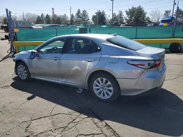 4T1B11HKXKU685892 2019 TOYOTA CAMRY - Image 2