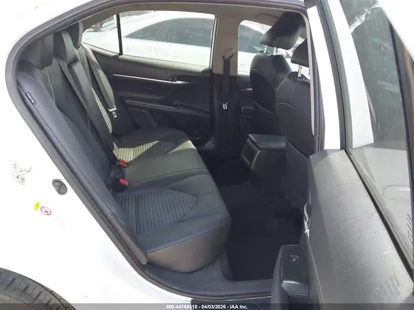 4T1B11HKXKU687688 2019 TOYOTA CAMRY - Image 8
