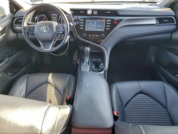 4T1B11HKXKU688078 2019 TOYOTA CAMRY - Image 8