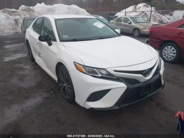 4T1B11HKXKU692521 2019 TOYOTA CAMRY - Image 1