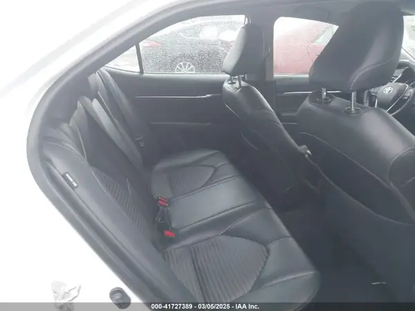 4T1B11HKXKU692521 2019 TOYOTA CAMRY - Image 8