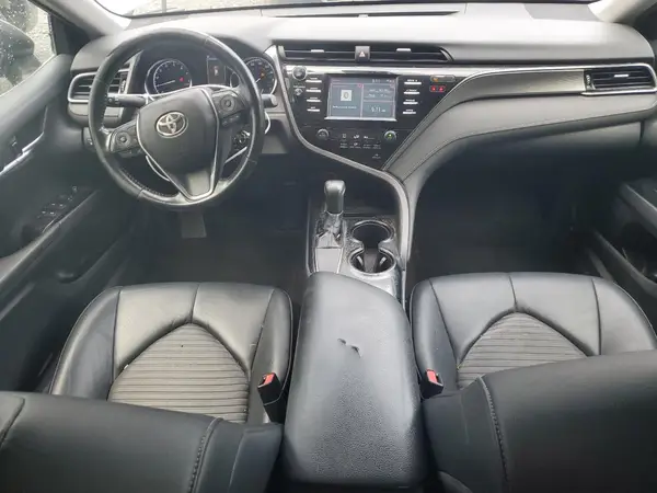 4T1B11HKXKU695659 2019 TOYOTA CAMRY - Image 8