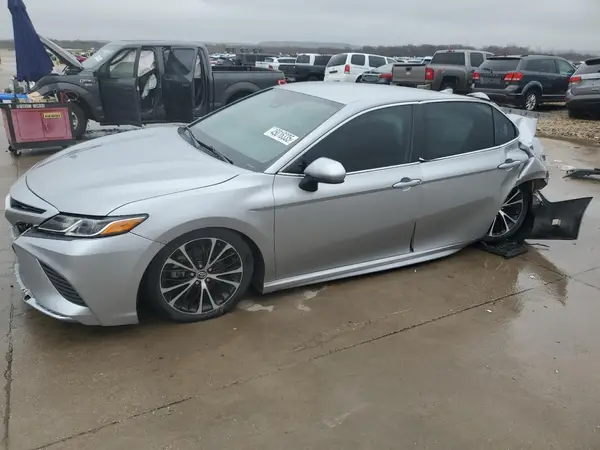 4T1B11HKXKU695922 2019 TOYOTA CAMRY - Image 1