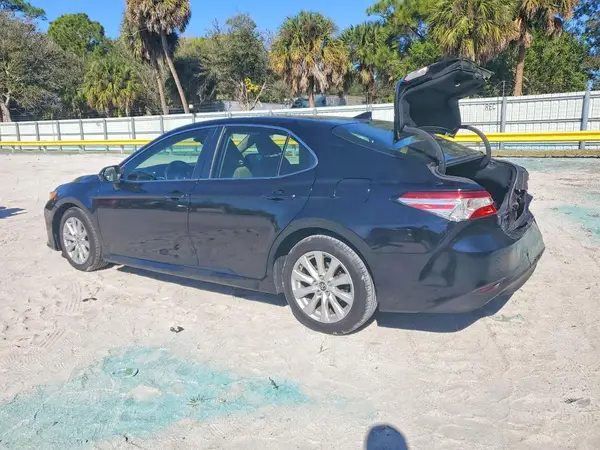 4T1B11HKXKU697122 2019 TOYOTA CAMRY - Image 2