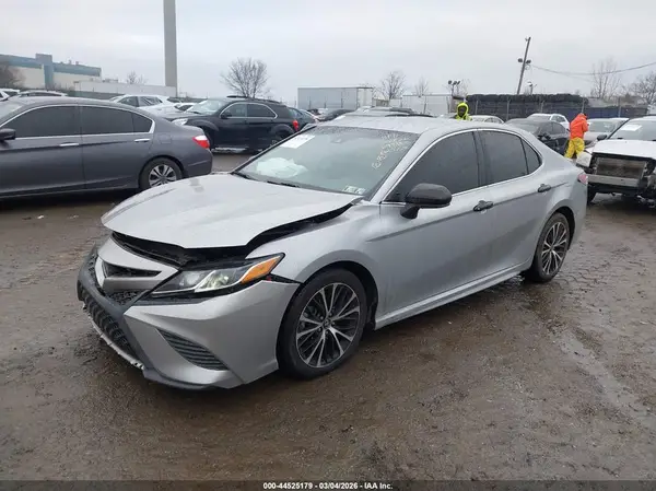 4T1B11HKXKU699887 2019 TOYOTA CAMRY - Image 2