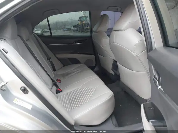4T1B11HKXKU699887 2019 TOYOTA CAMRY - Image 8