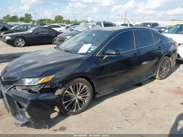 4T1B11HKXKU703128 2019 TOYOTA CAMRY - Image 2