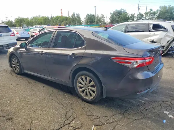 4T1B11HKXKU703968 2019 TOYOTA CAMRY - Image 2