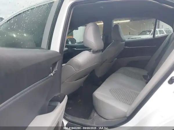 4T1B11HKXKU706000 2019 TOYOTA CAMRY - Image 8