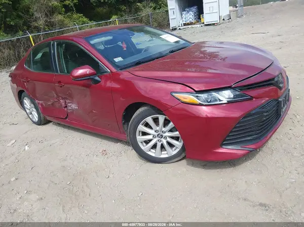 4T1B11HKXKU707132 2019 TOYOTA CAMRY - Image 1