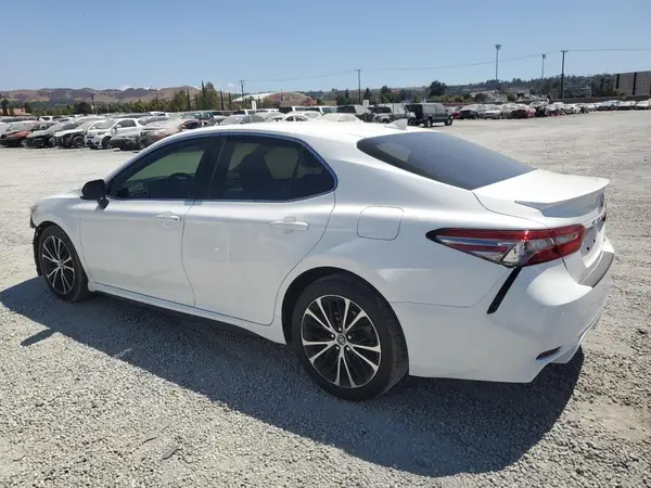 4T1B11HKXKU707602 2019 TOYOTA CAMRY - Image 2
