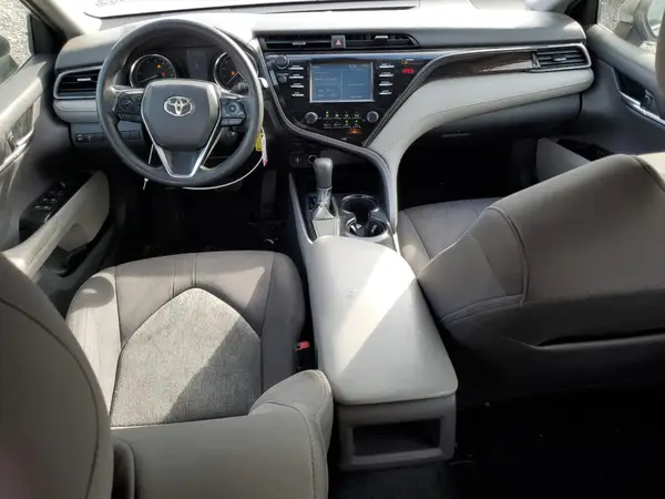 4T1B11HKXKU708037 2019 TOYOTA CAMRY - Image 8