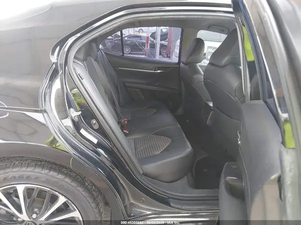 4T1B11HKXKU710953 2019 TOYOTA CAMRY - Image 8
