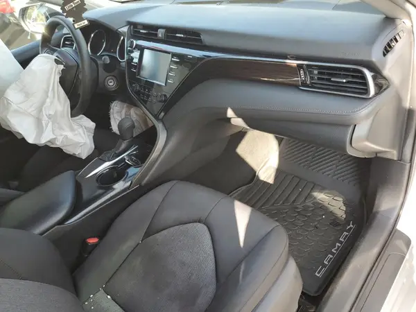 4T1B11HKXKU716560 2019 TOYOTA CAMRY - Image 8