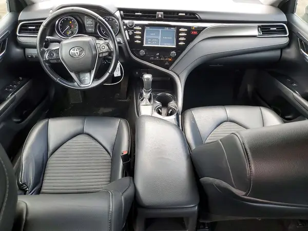 4T1B11HKXKU716638 2019 TOYOTA CAMRY - Image 8