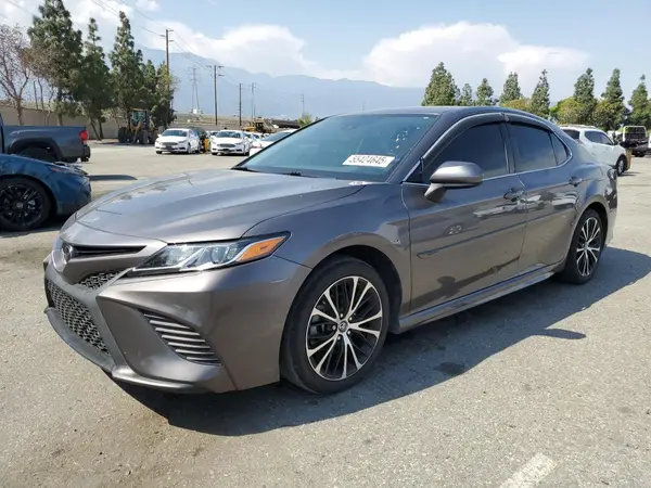 4T1B11HKXKU717112 2019 TOYOTA CAMRY - Image 1