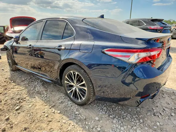 4T1B11HKXKU718423 2019 TOYOTA CAMRY - Image 2