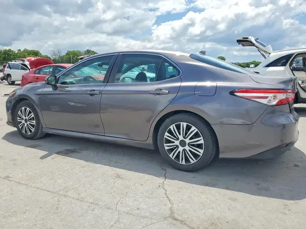 4T1B11HKXKU718745 2019 TOYOTA CAMRY - Image 2