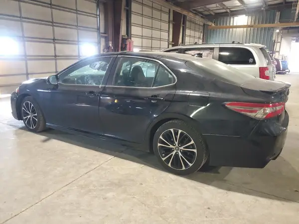 4T1B11HKXKU719832 2019 TOYOTA CAMRY - Image 2